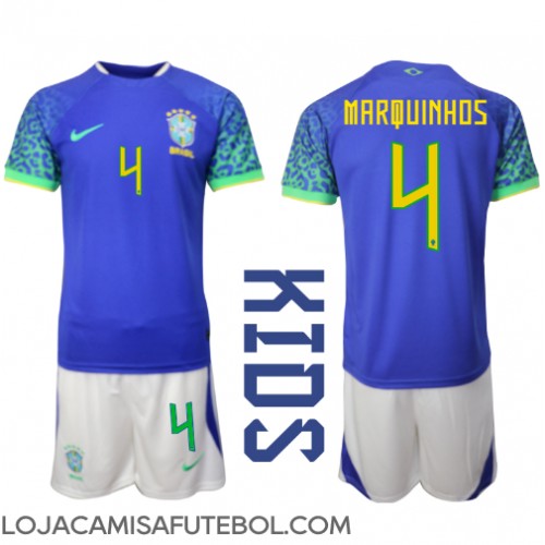 Camisa de Futebol Brasil Marquinhos #4 Equipamento Secundário Infantil Mundo 2022 Manga Curta (+ Calças curtas)